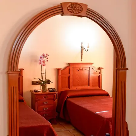 Alfonso Viii 3* Santa Elena