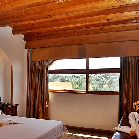Alfonso Viii Hotel 3*
