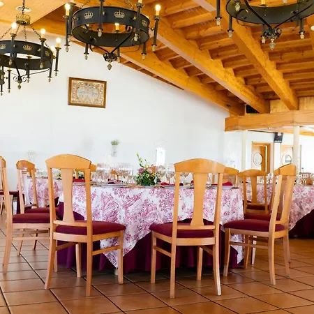 Alfonso Viii Hotel 3*