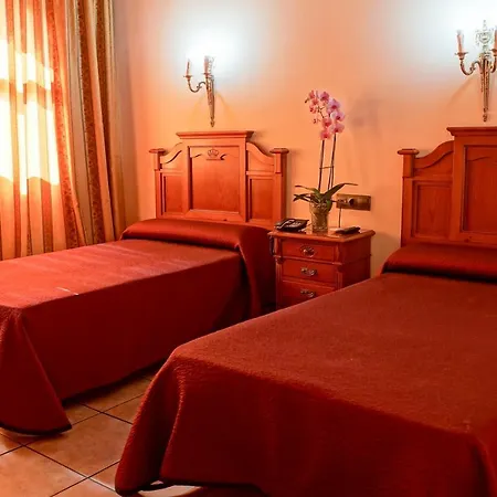 Hotel Alfonso Viii Santa Elena