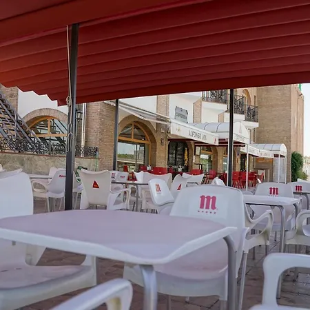 Hotel Alfonso Viii 3*